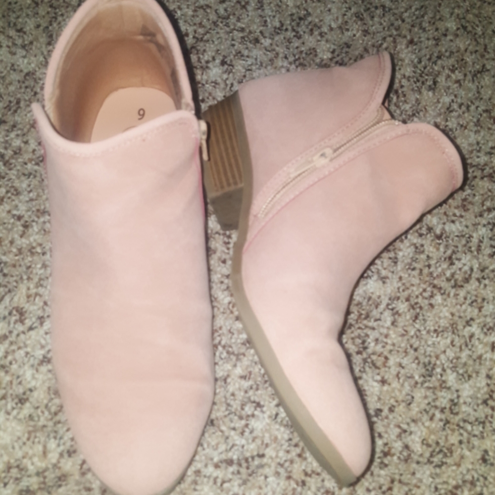 Light peachish and pinky boots